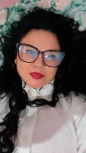 Claudia Valeria Neves Ferreira