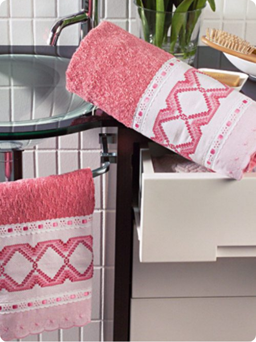 Toalha de Banho Vagonite | Bordado