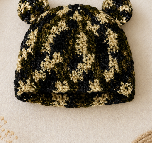 Gorro com orelhas | Cisne Tudo | Crochê