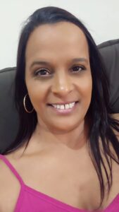 Kenia Cristina Gomes dos Santos